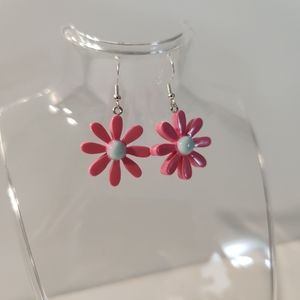Daisy Flower Dangle Earrings | Festival Earrings | Cute Earrings